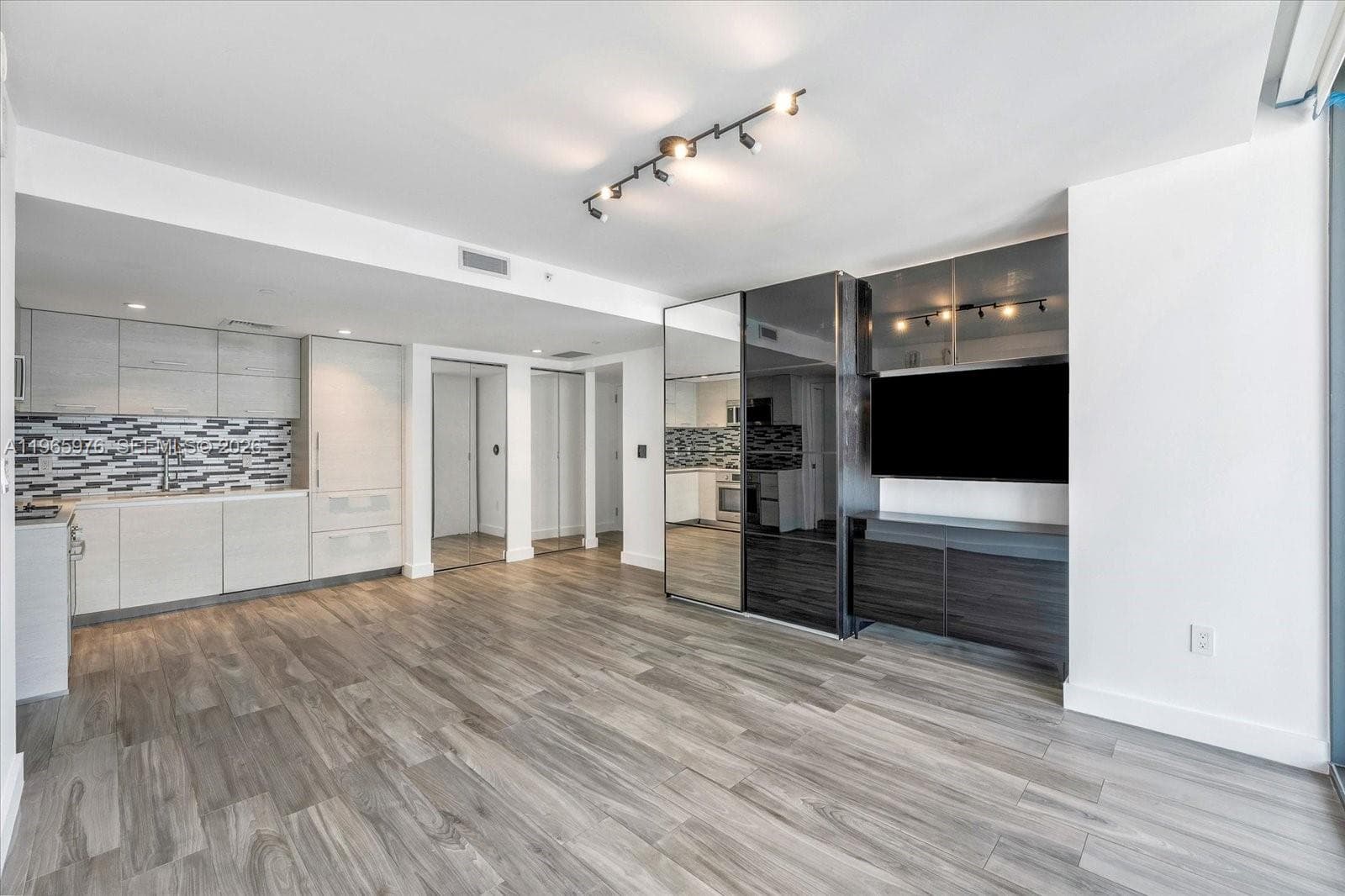 1300 S Miami Ave # 4807, Miami FL 33130 — 4