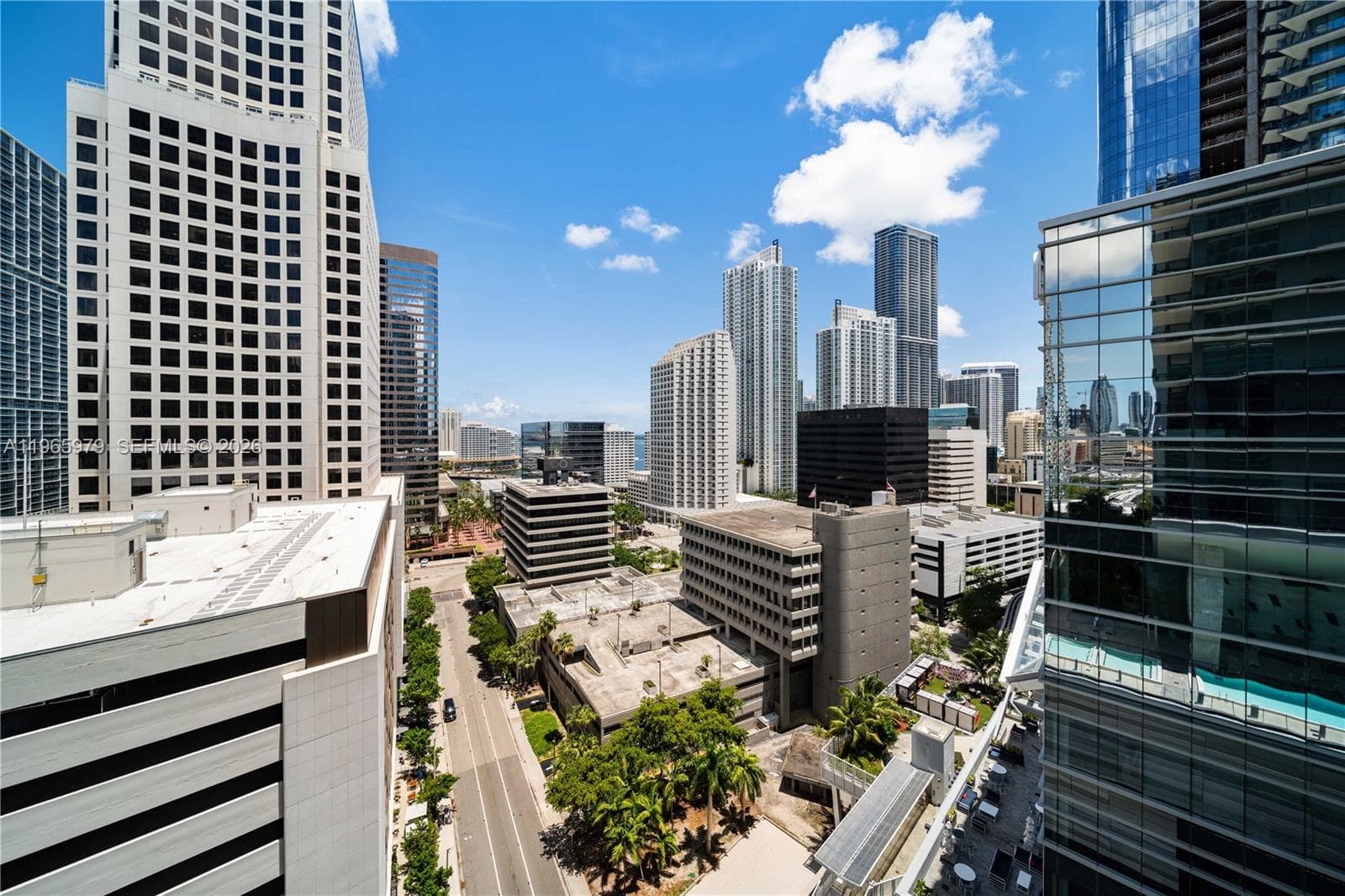 68 SE 6th St # 1201, Miami FL 33131 — 36