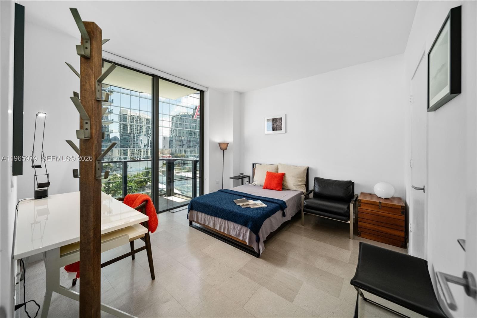 68 SE 6th St # 1201, Miami FL 33131 — 5
