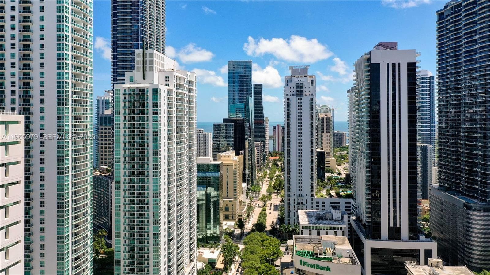 68 SE 6th St # 1201, Miami FL 33131 — 31