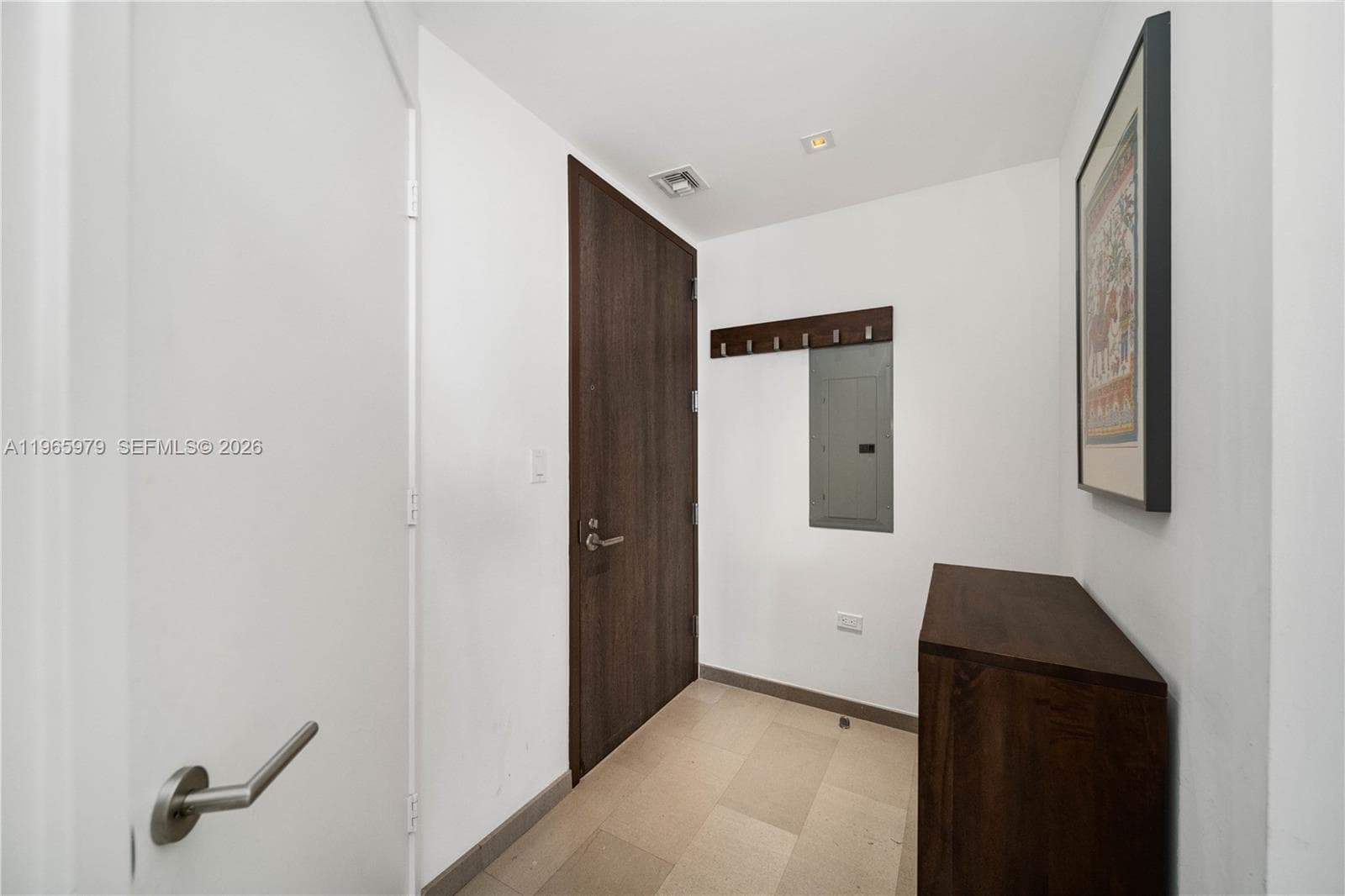68 SE 6th St # 1201, Miami FL 33131 — 21