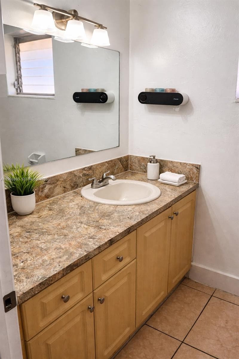 6850 W 14th Ct # 08A, Hialeah FL 33014 — 8