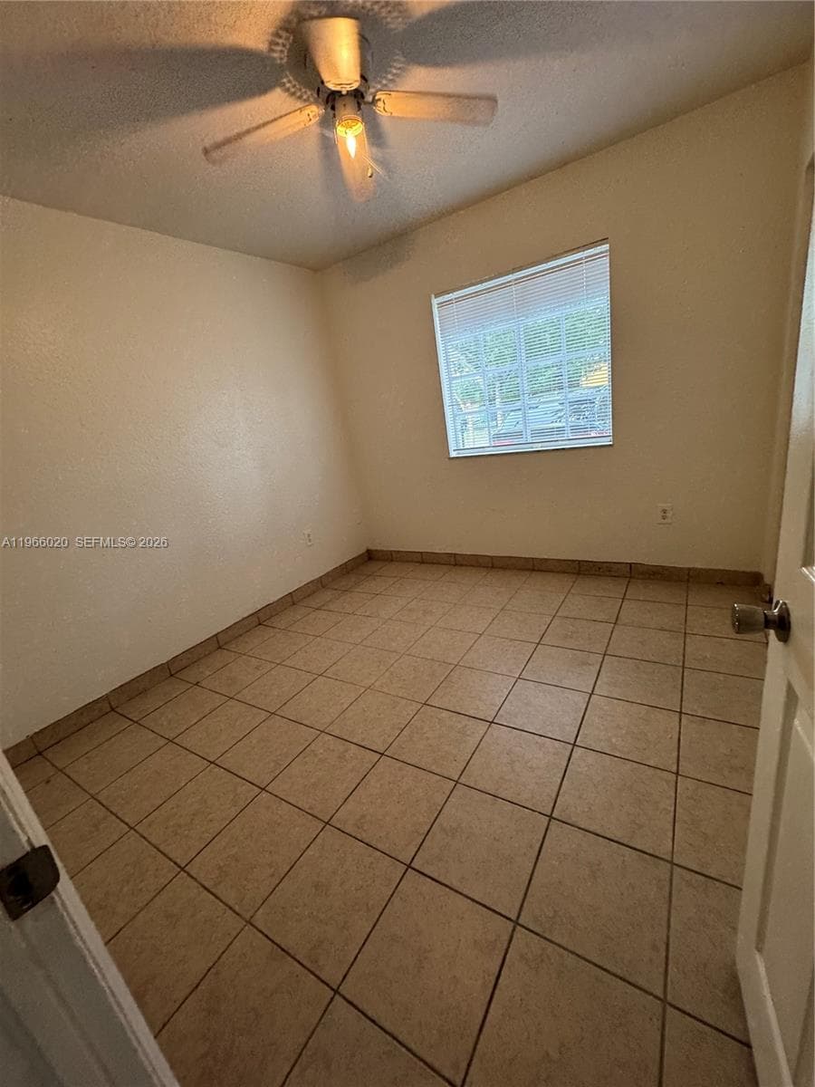20138 NW 38th Pl, Miami Gardens FL 33055 — 5