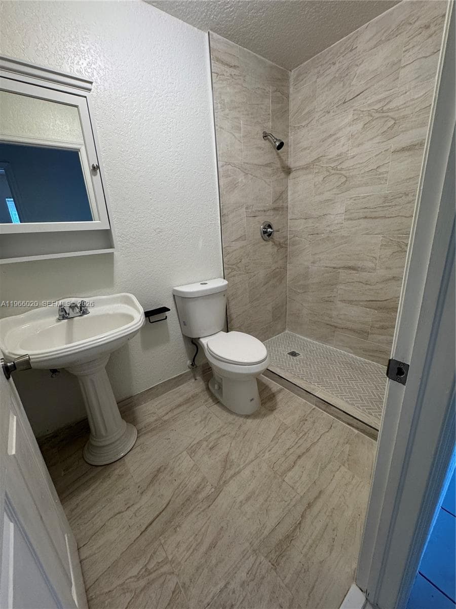 20138 NW 38th Pl, Miami Gardens FL 33055 — 4
