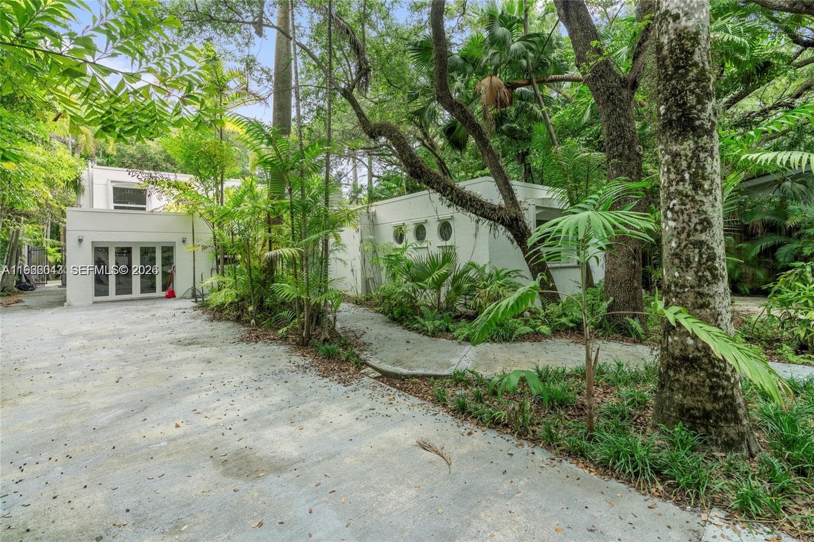 1951 Secoffee St, Miami FL 33133 — 1