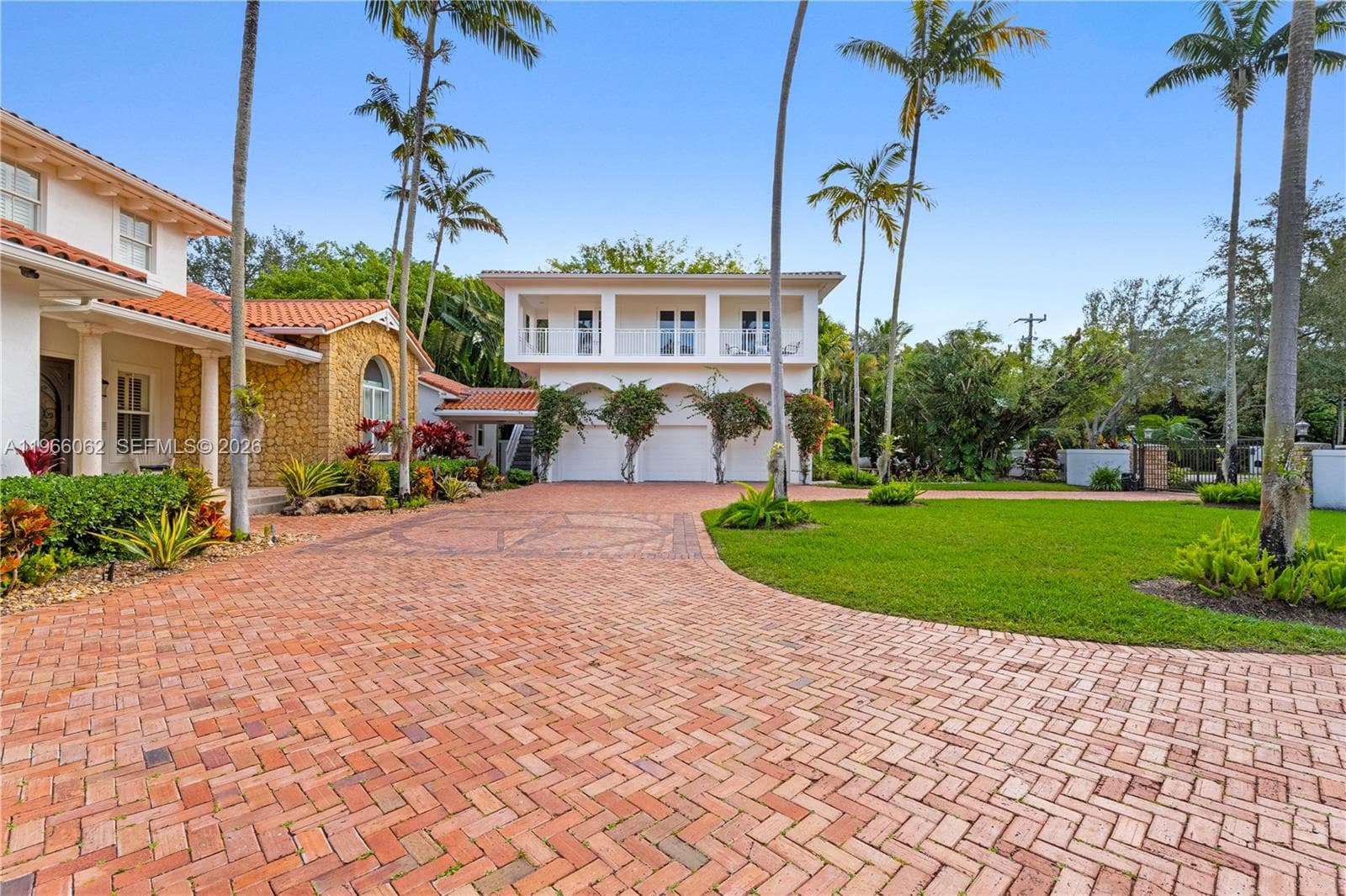 6235 Rolling Road Dr, Pinecrest FL 33156 — 2