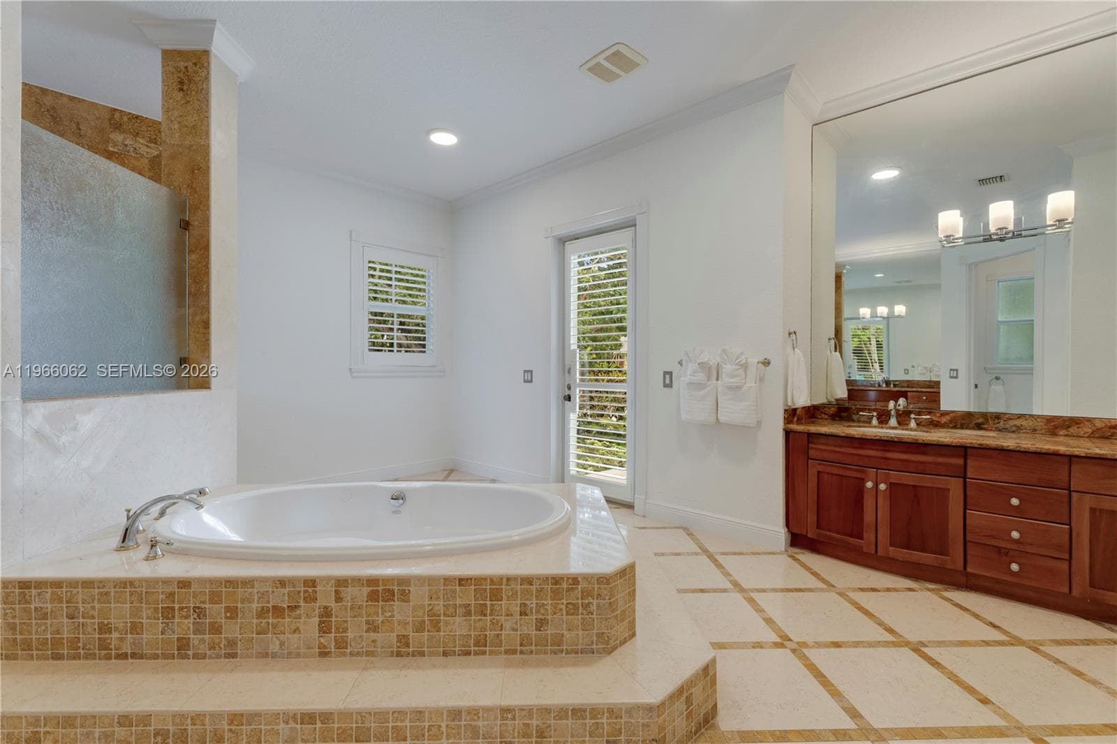 6235 Rolling Road Dr, Pinecrest FL 33156 — 29