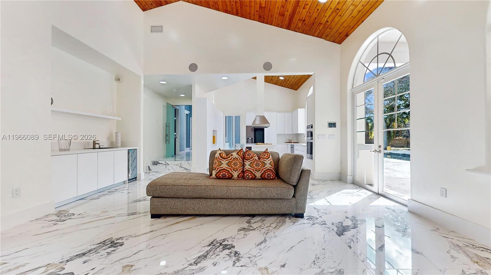 10340 SW 62nd St, Miami FL 33173 — 11