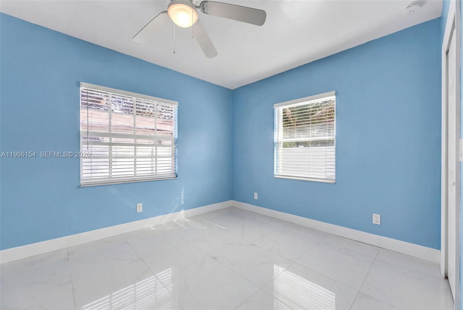 860 NE 142nd St, North Miami FL 33161 — 9