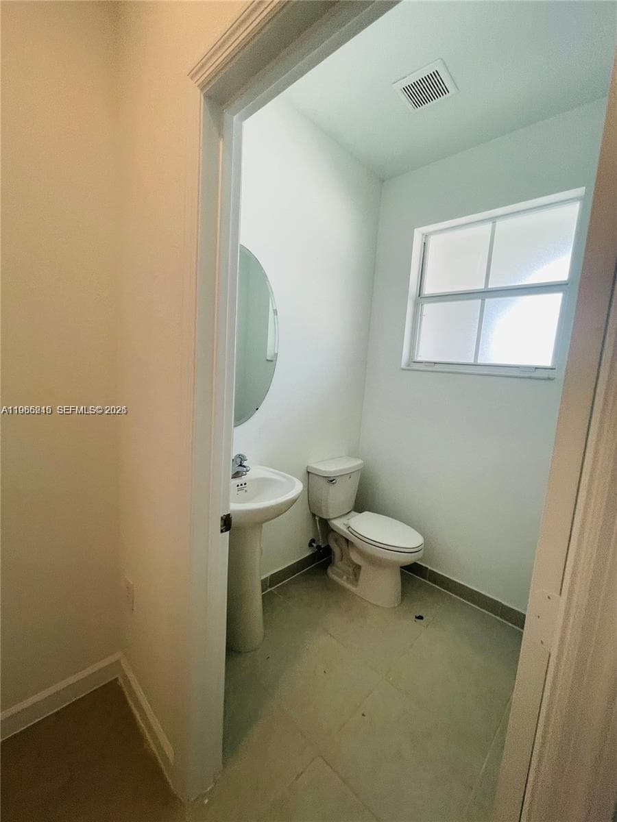 1695 SE 27th Rd # 1695, Homestead FL 33035 — 6