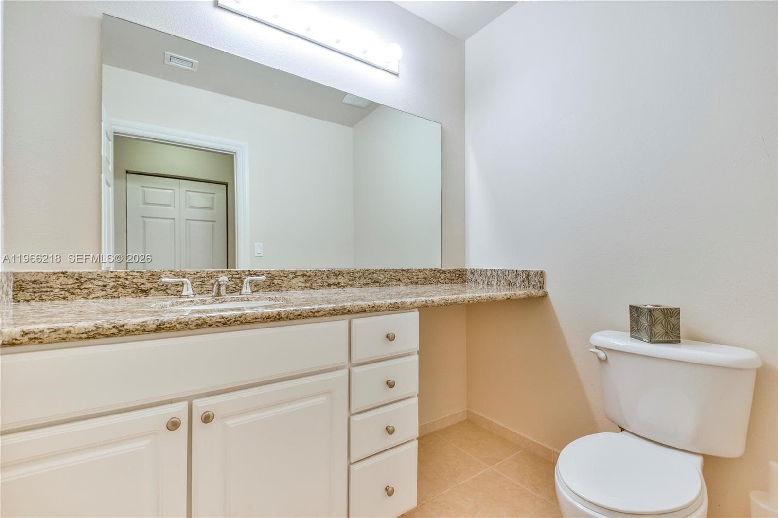 3001 NE 185th St # 103, Aventura FL 33180 — 20