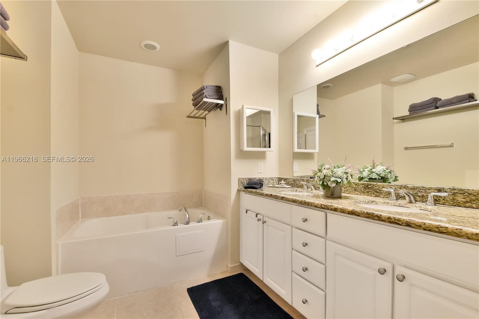 3001 NE 185th St # 103, Aventura FL 33180 — 10