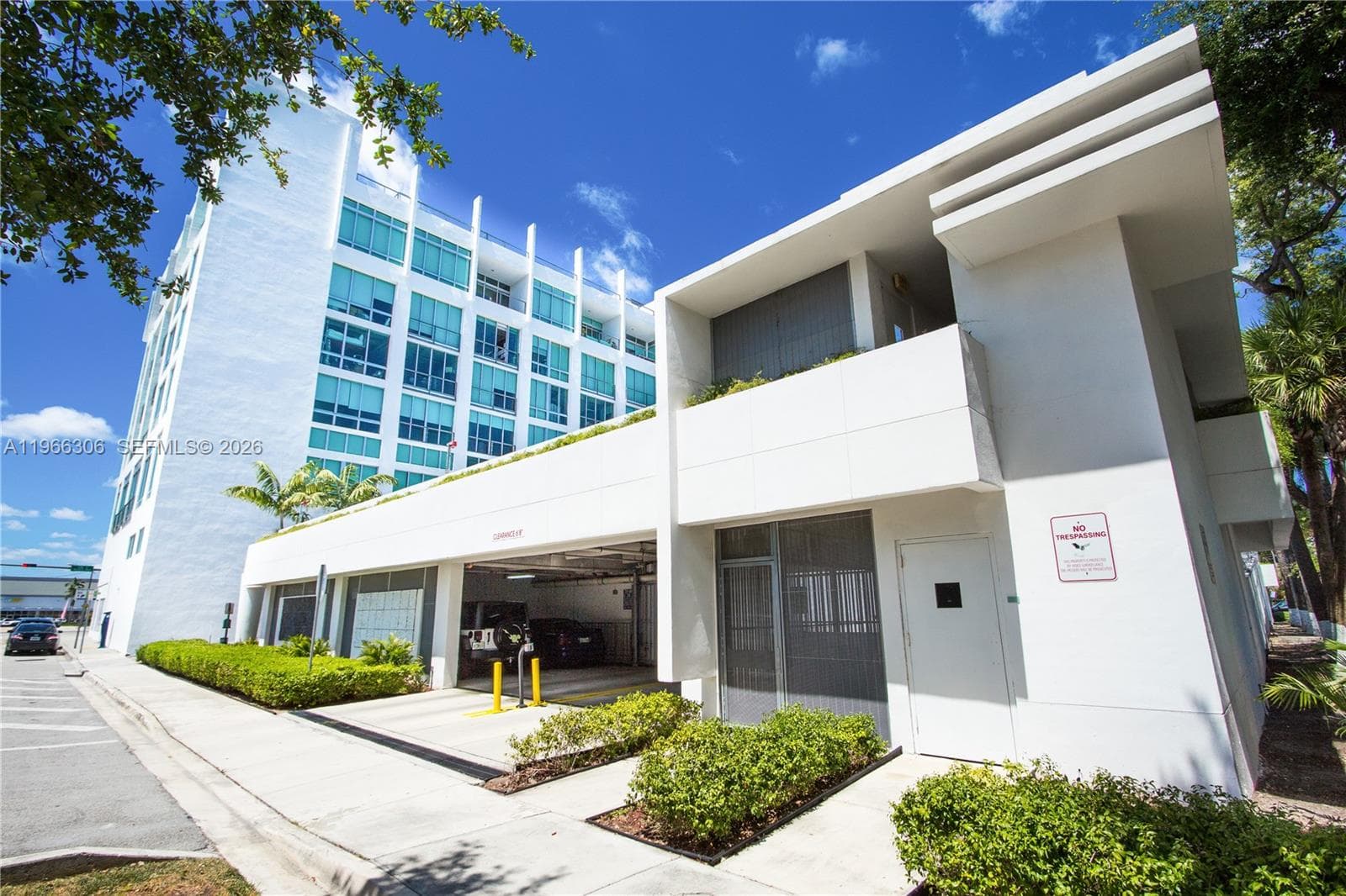 8101 Biscayne Blvd # 613, Miami FL 33138 — 27