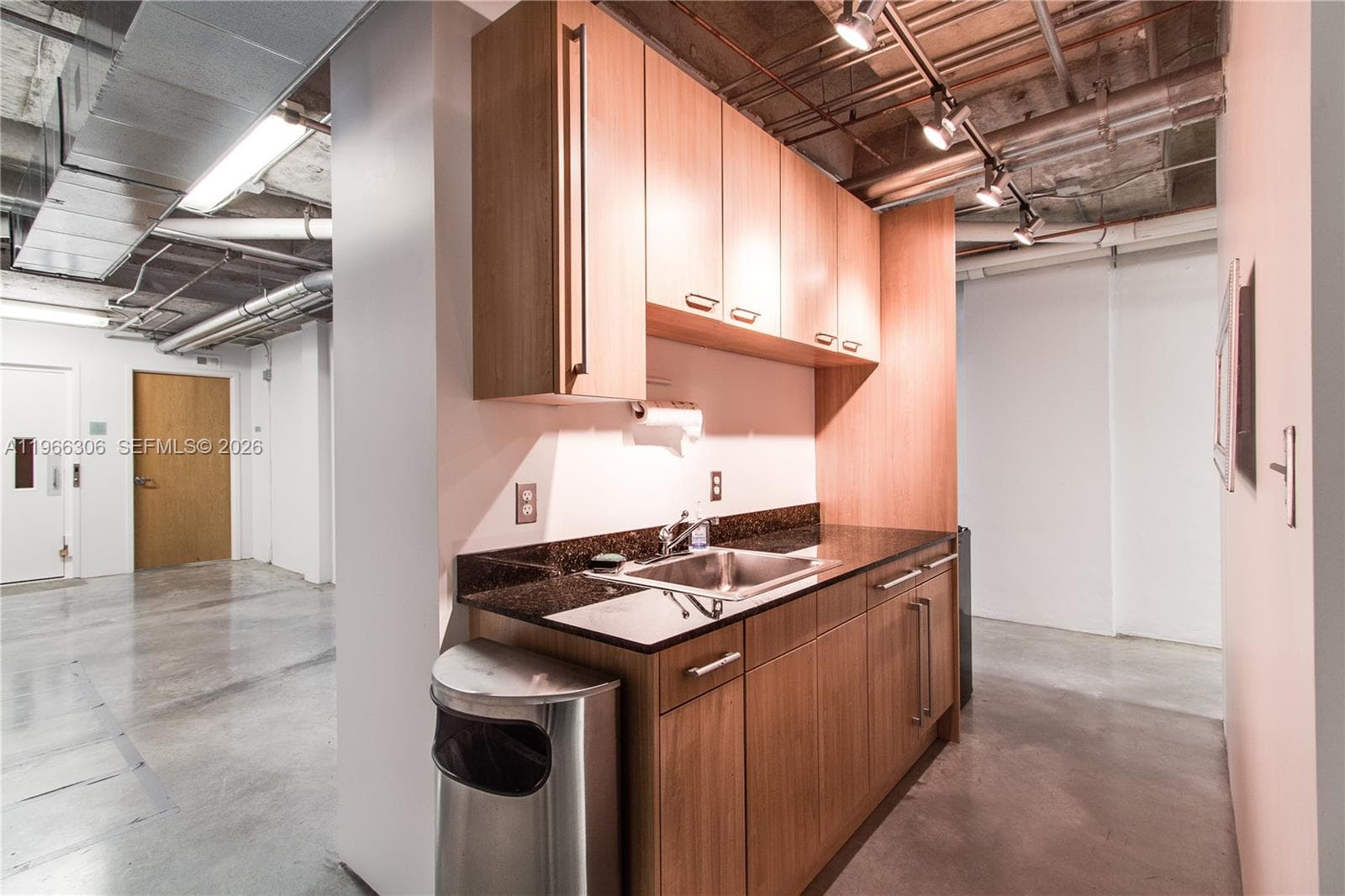 8101 Biscayne Blvd # 613, Miami FL 33138 — 8