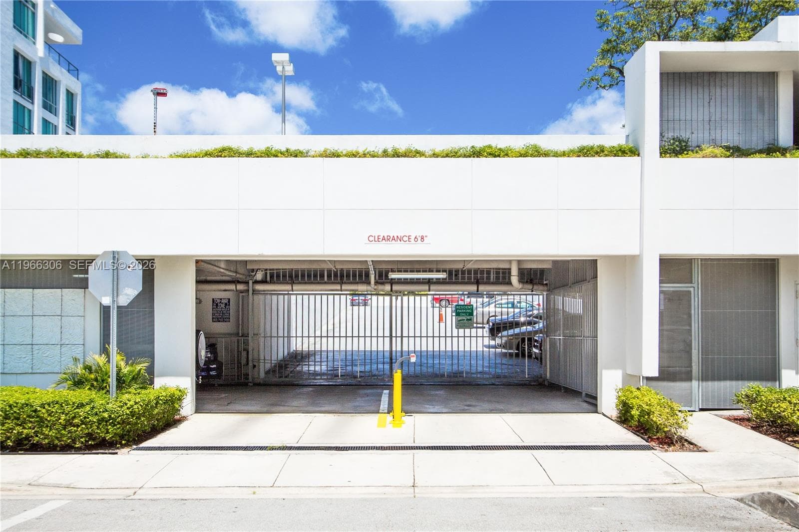 8101 Biscayne Blvd # 613, Miami FL 33138 — 25