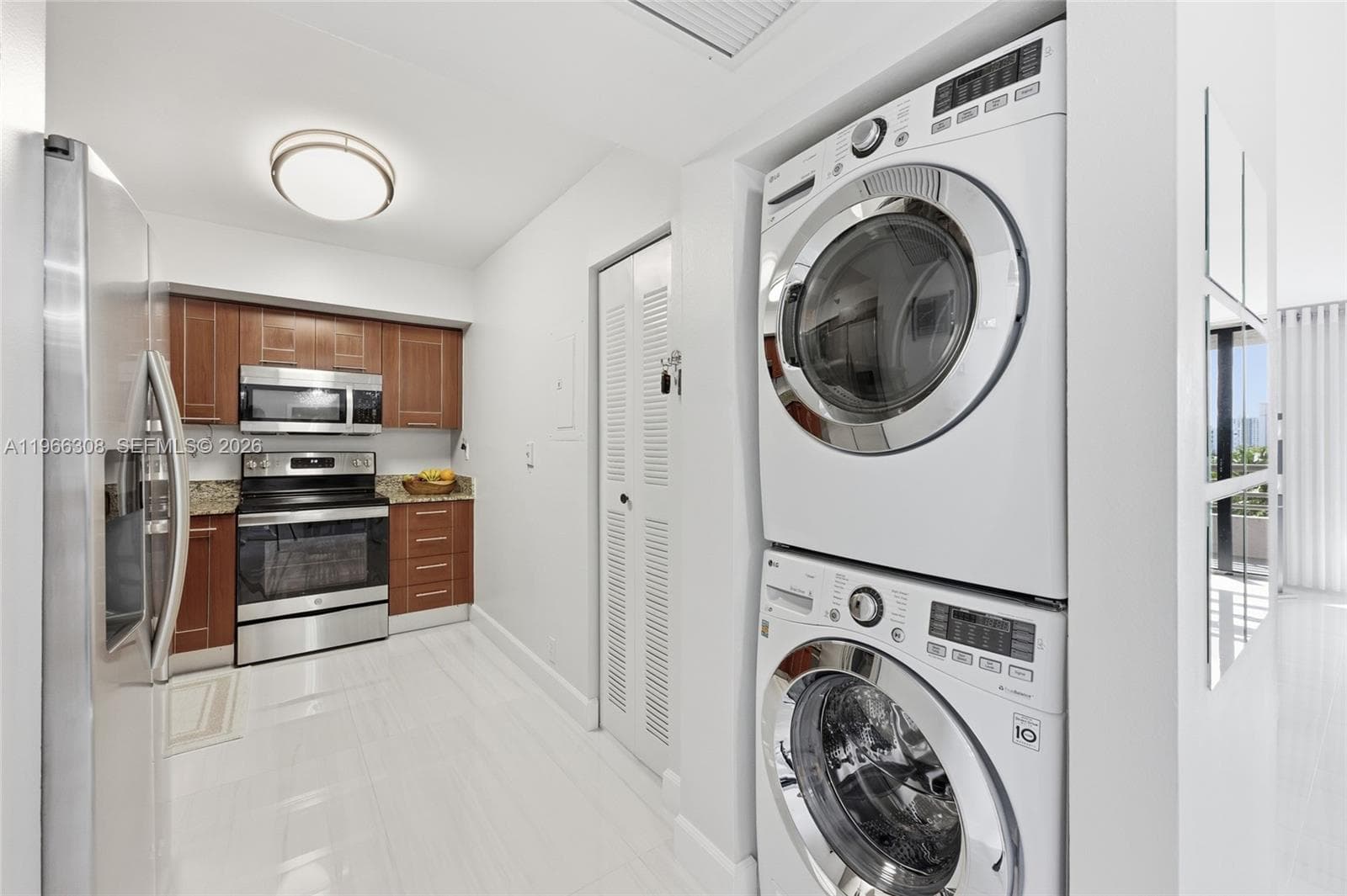 3300 NE 191st St # 714, Aventura FL 33180 — 14