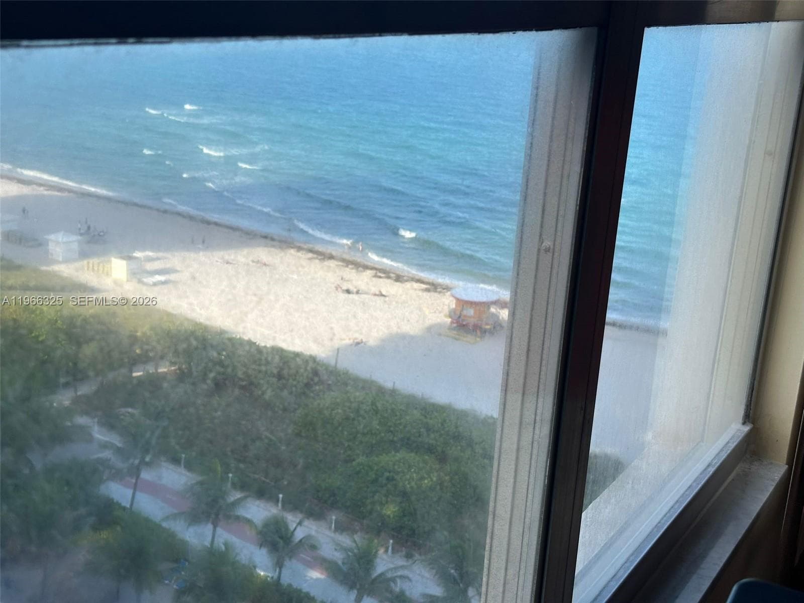 6039 Collins Ave # 1517, Miami Beach FL 33140 — 22