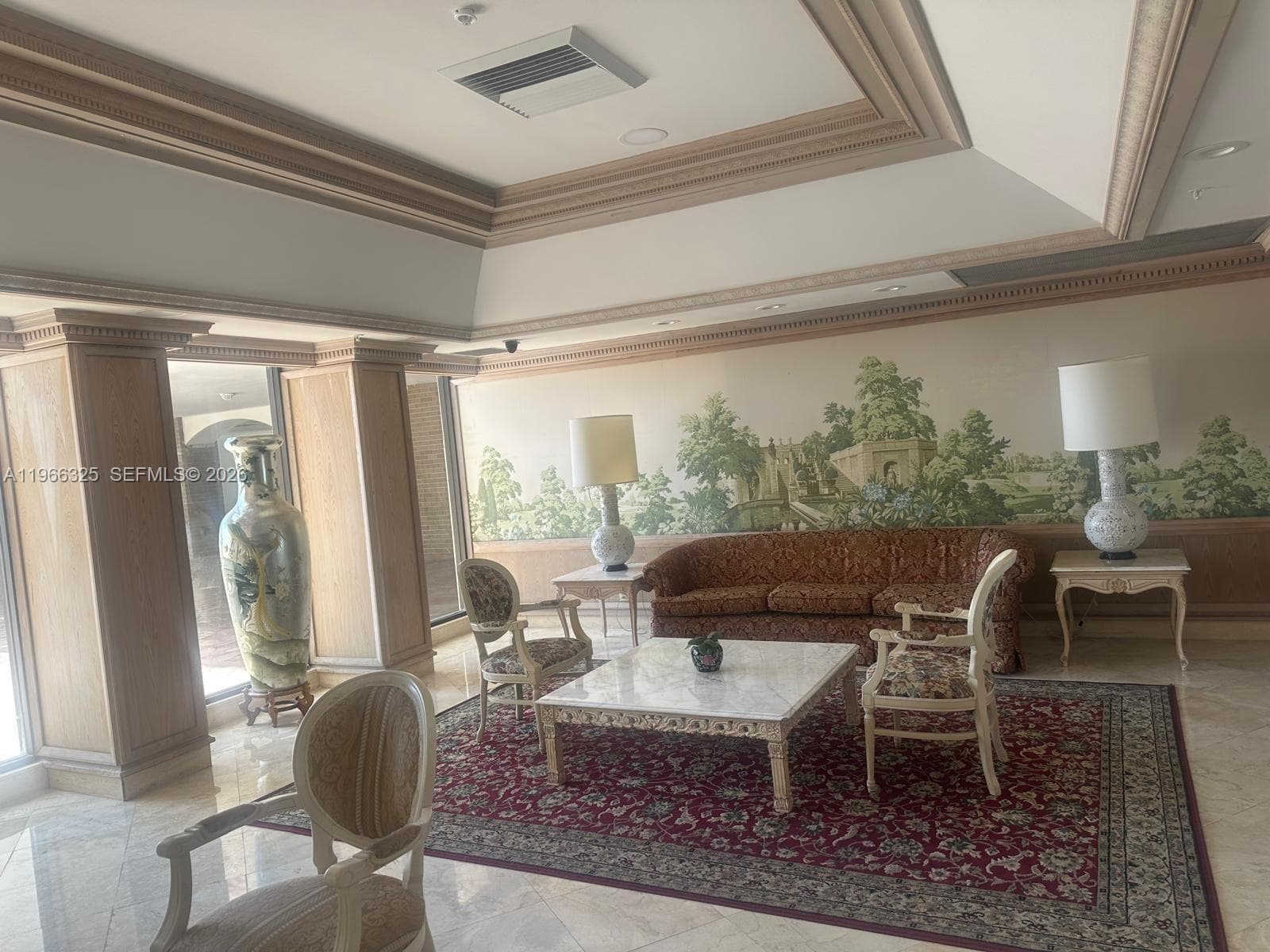 6039 Collins Ave # 1517, Miami Beach FL 33140 — 32