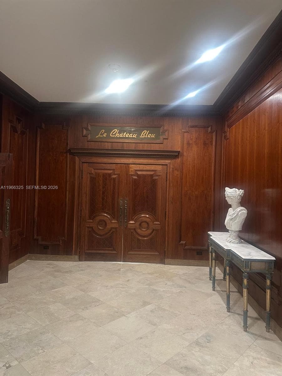6039 Collins Ave # 1517, Miami Beach FL 33140 — 30