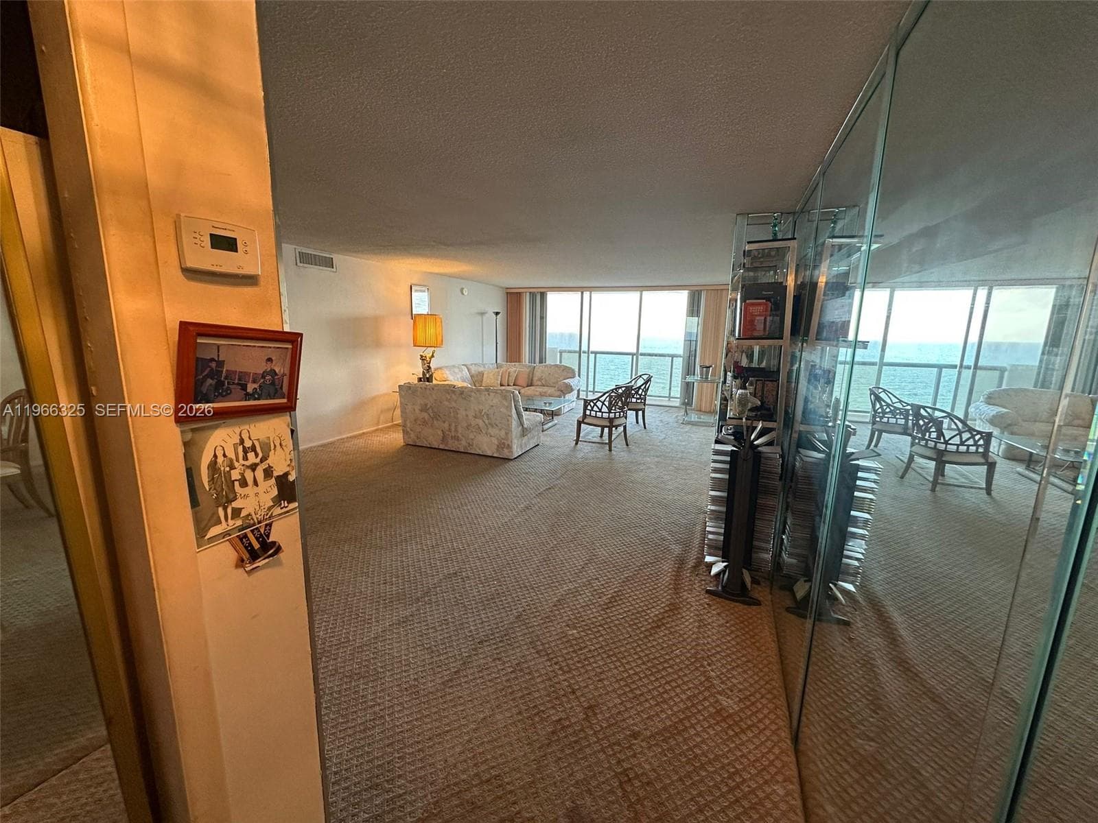 6039 Collins Ave # 1517, Miami Beach FL 33140 — 11