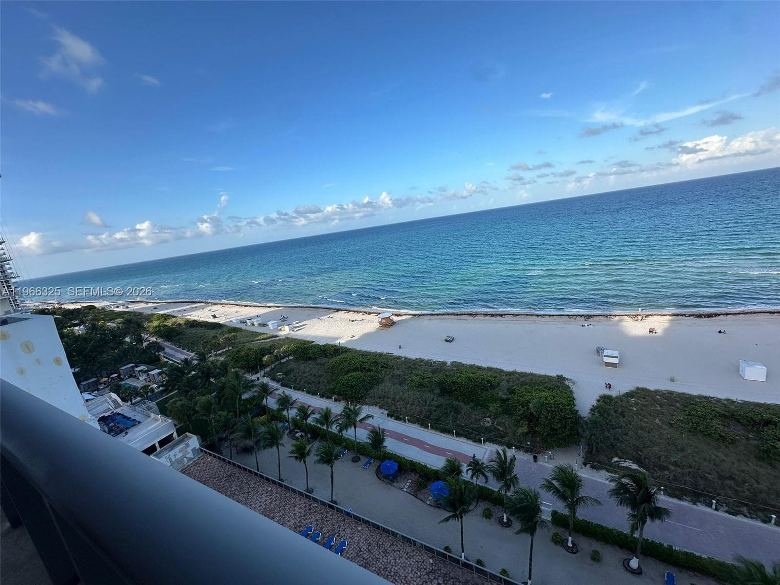 6039 Collins Ave # 1517, Miami Beach FL 33140 — 4
