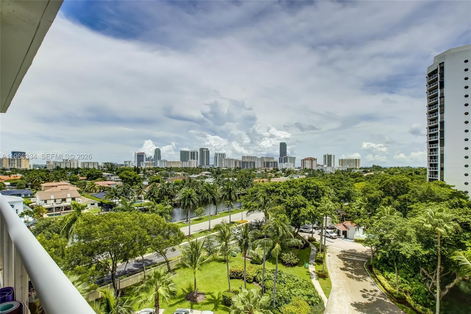 3600 Yacht Club Dr # 703, Aventura FL 33180 — 47