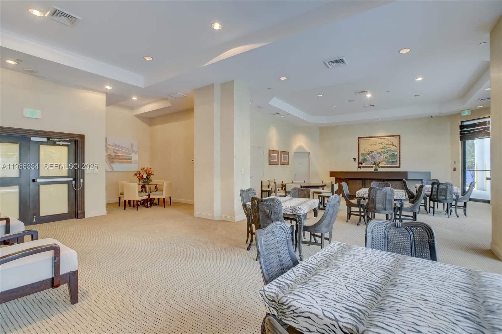 3600 Yacht Club Dr # 703, Aventura FL 33180 — 73