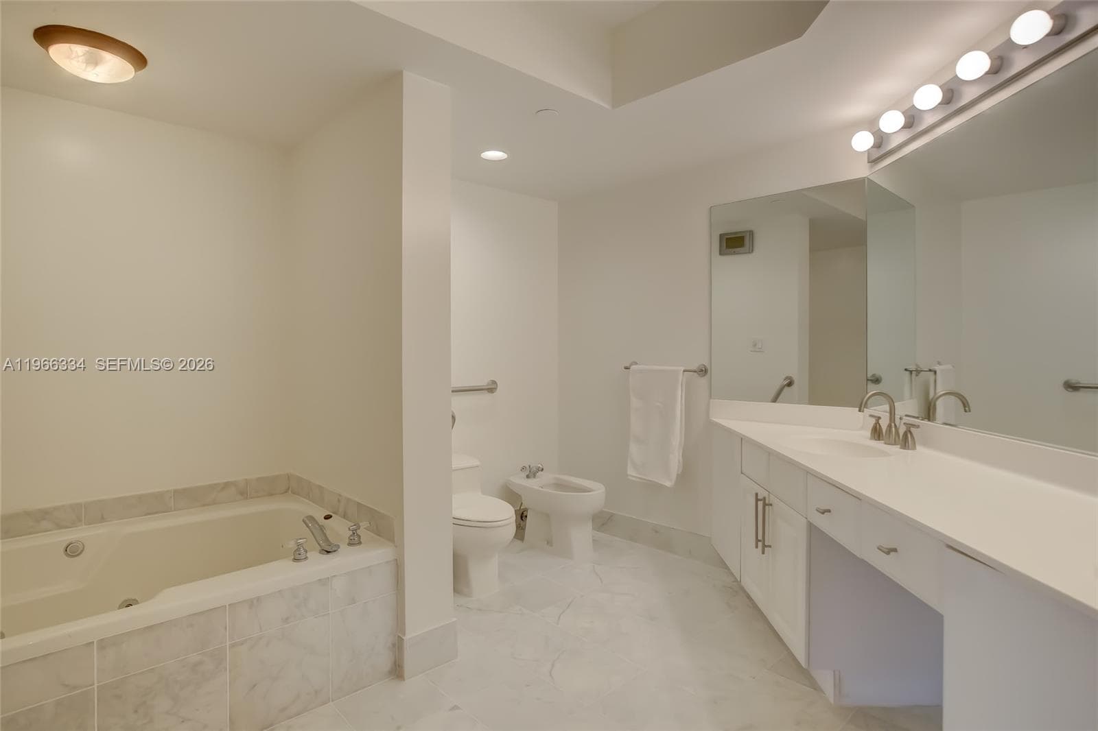 3600 Yacht Club Dr # 703, Aventura FL 33180 — 36