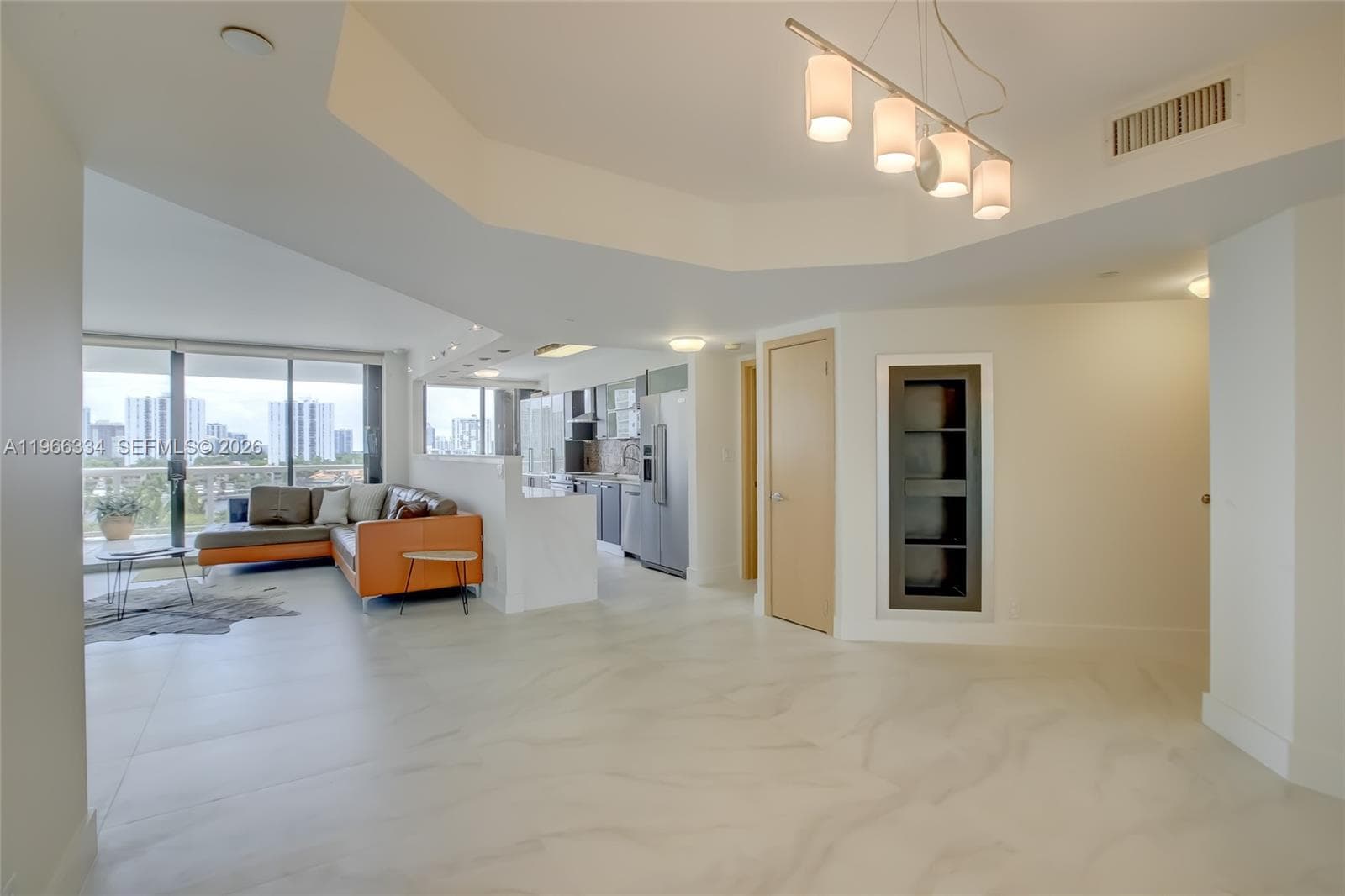 3600 Yacht Club Dr # 703, Aventura FL 33180 — 14