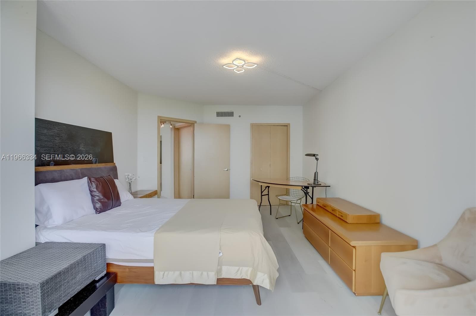 3600 Yacht Club Dr # 703, Aventura FL 33180 — 45