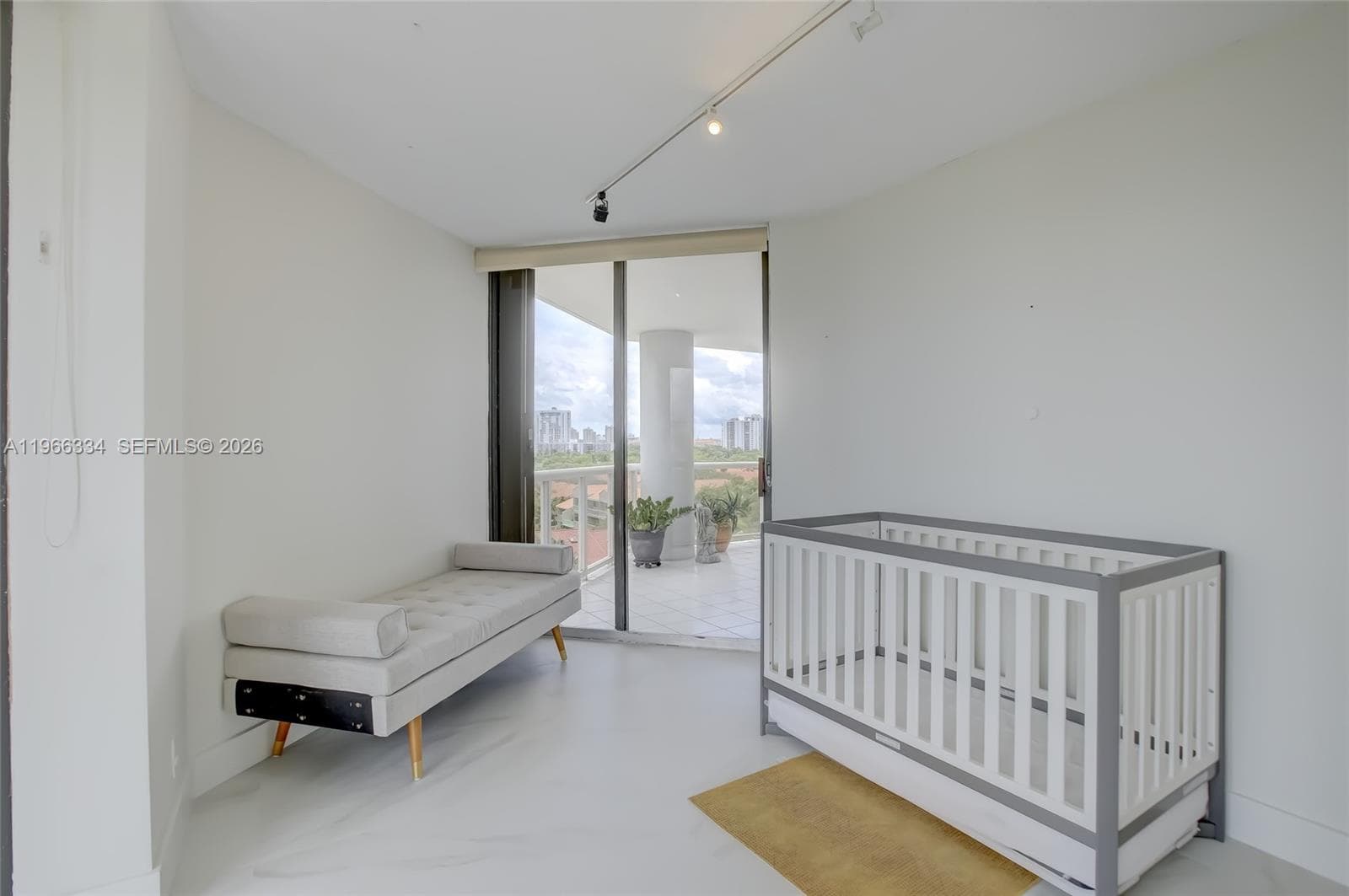 3600 Yacht Club Dr # 703, Aventura FL 33180 — 54