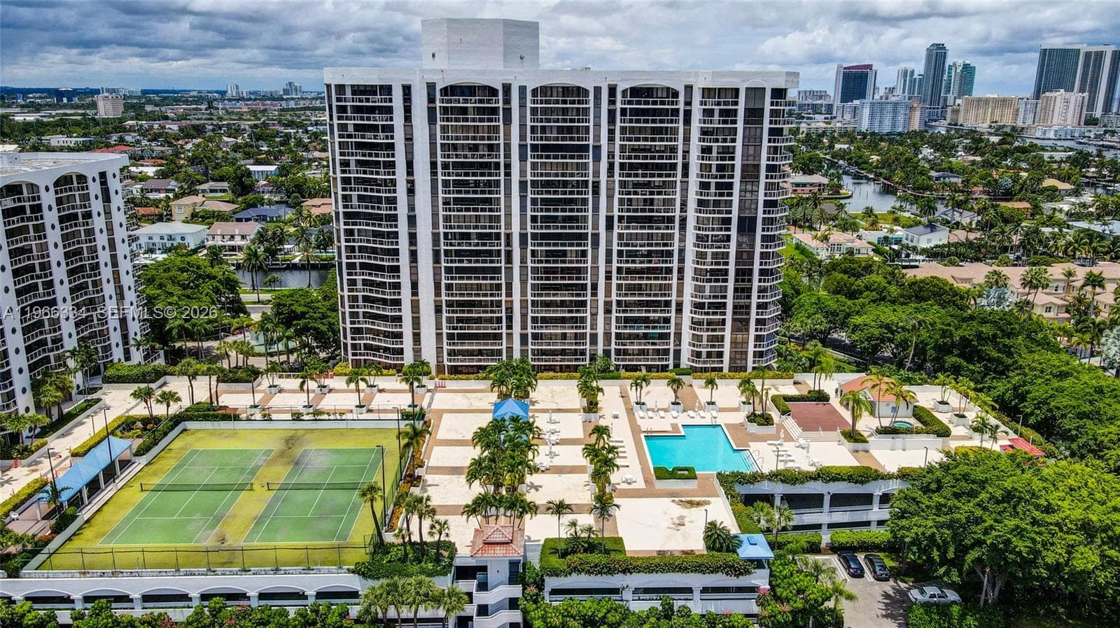 3600 Yacht Club Dr # 703, Aventura FL 33180 — 93