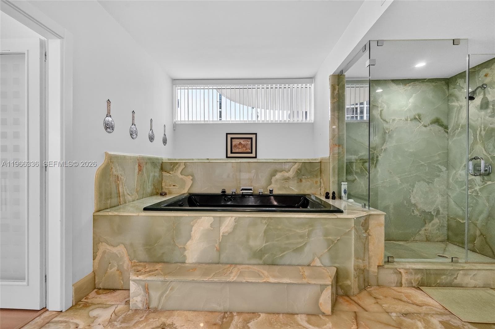 17555 Collins Ave, Sunny Isles Beach FL 33160 — 26