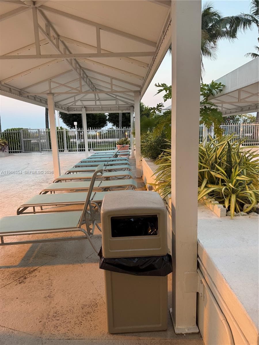 2899 Collins Ave # 936, Miami Beach FL 33140 — 12