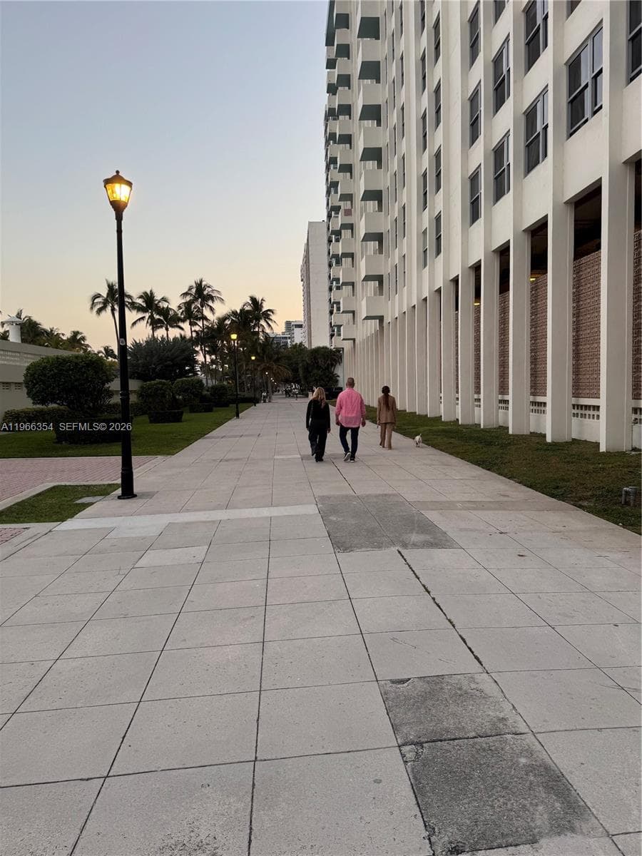 2899 Collins Ave # 936, Miami Beach FL 33140 — 5