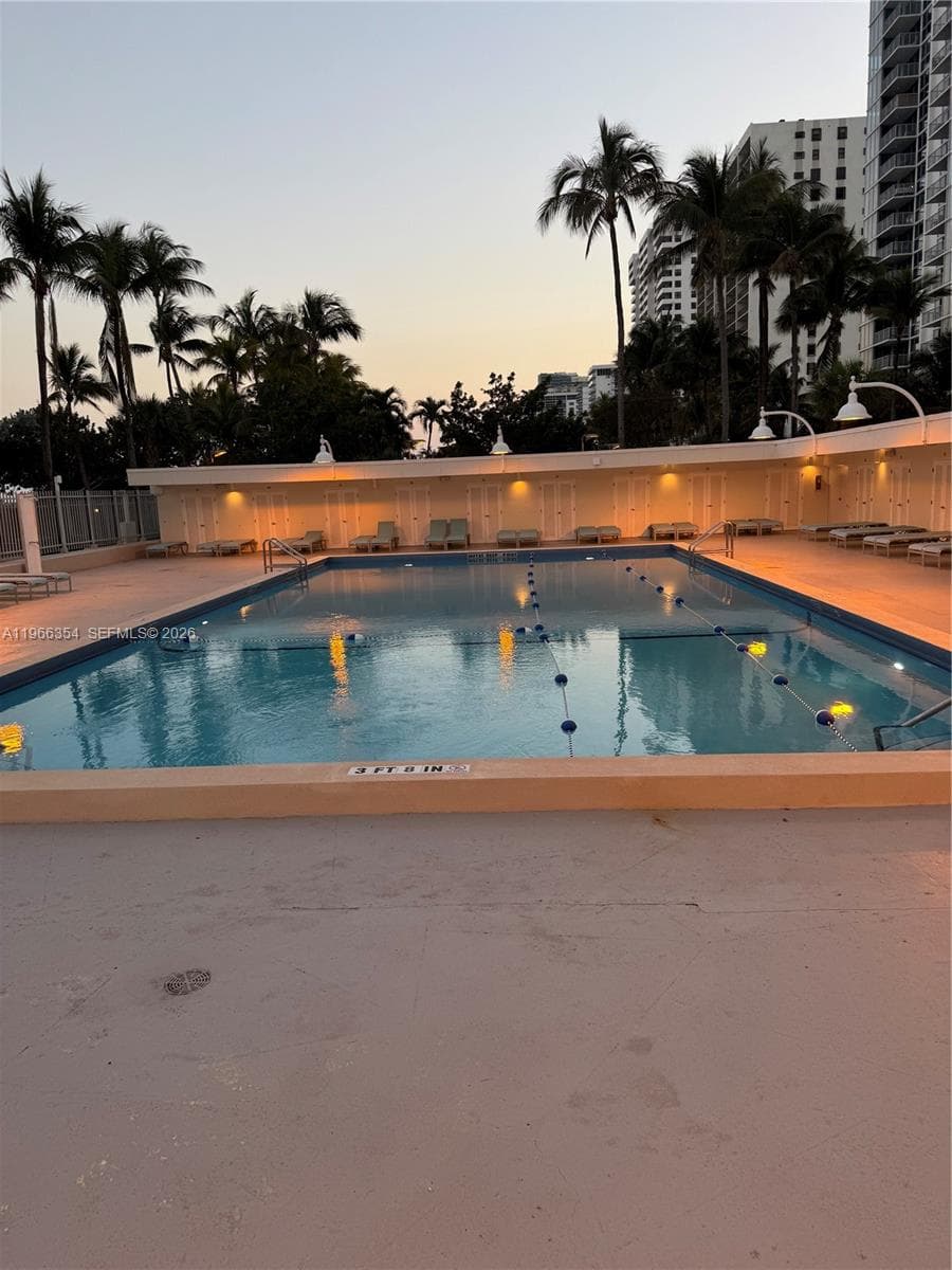 2899 Collins Ave # 936, Miami Beach FL 33140 — 14