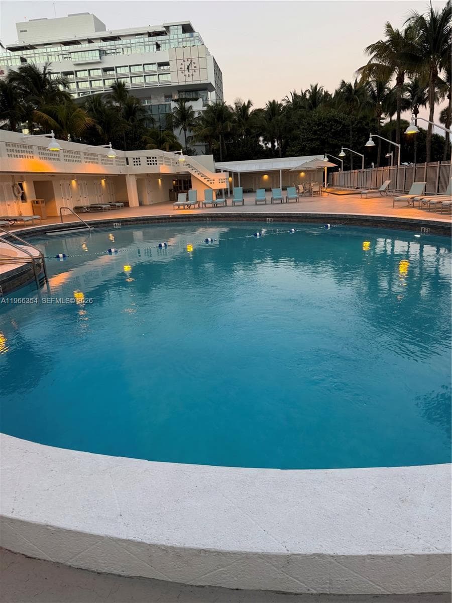 2899 Collins Ave # 936, Miami Beach FL 33140 — 11