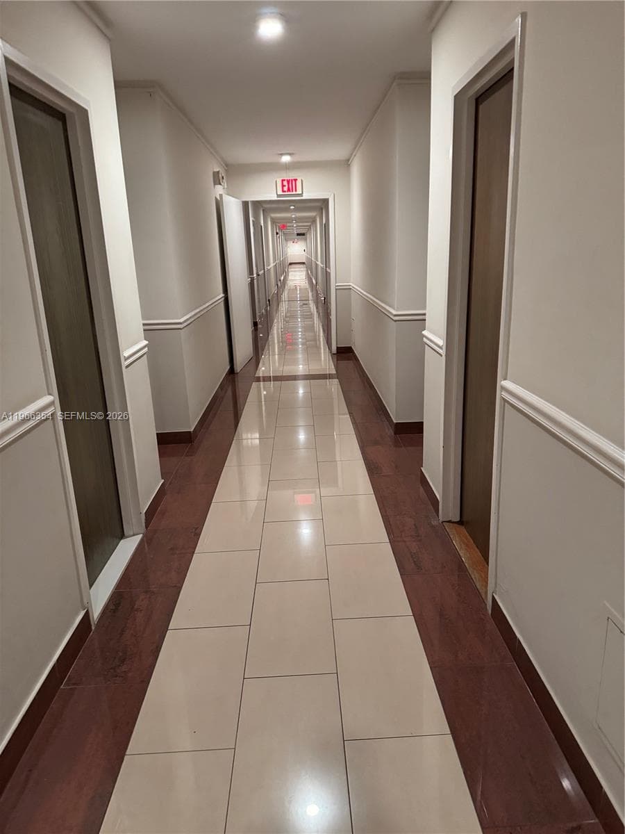 2899 Collins Ave # 936, Miami Beach FL 33140 — 21
