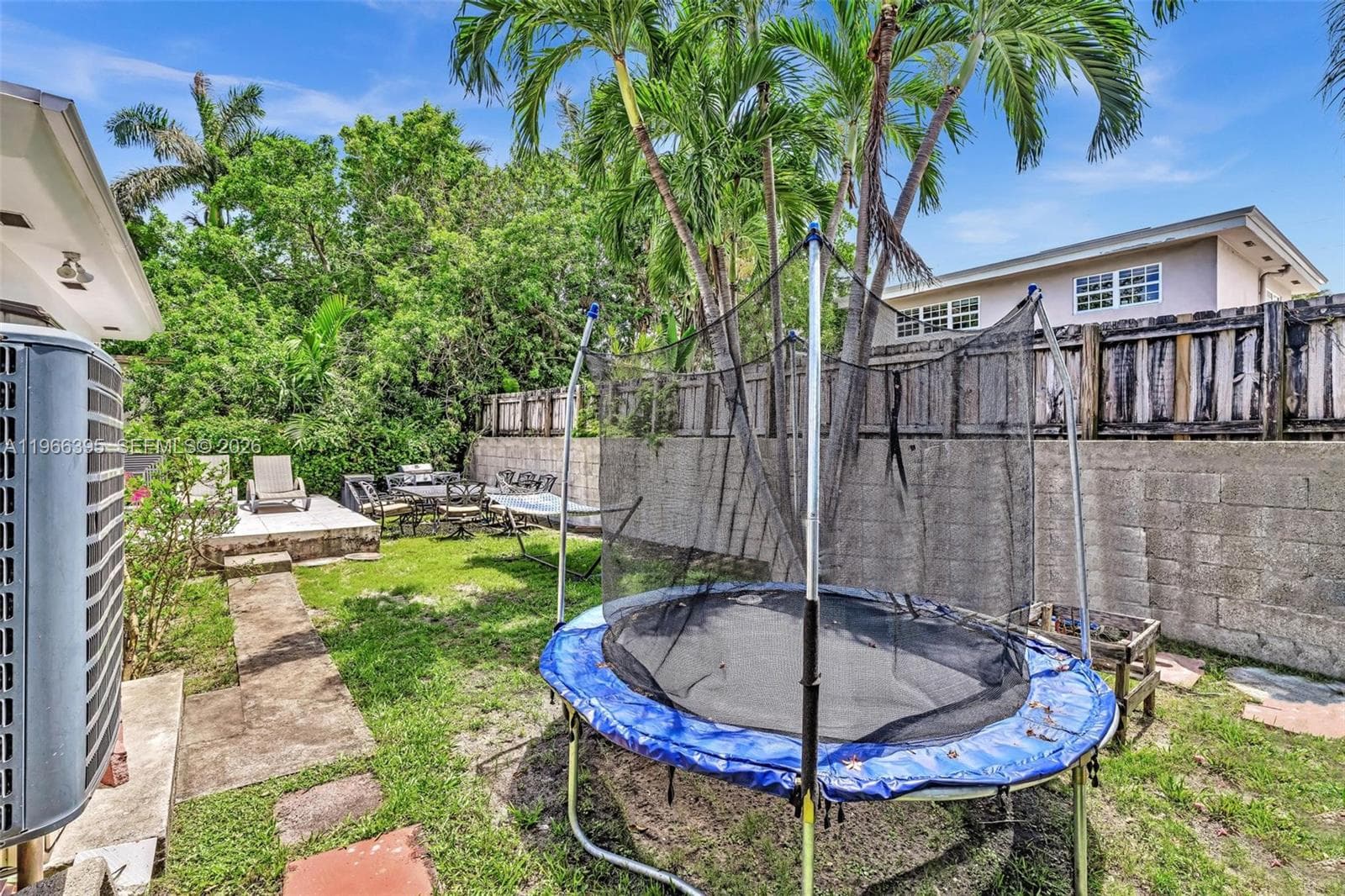9524 Byron Ave, Surfside FL 33154 — 49