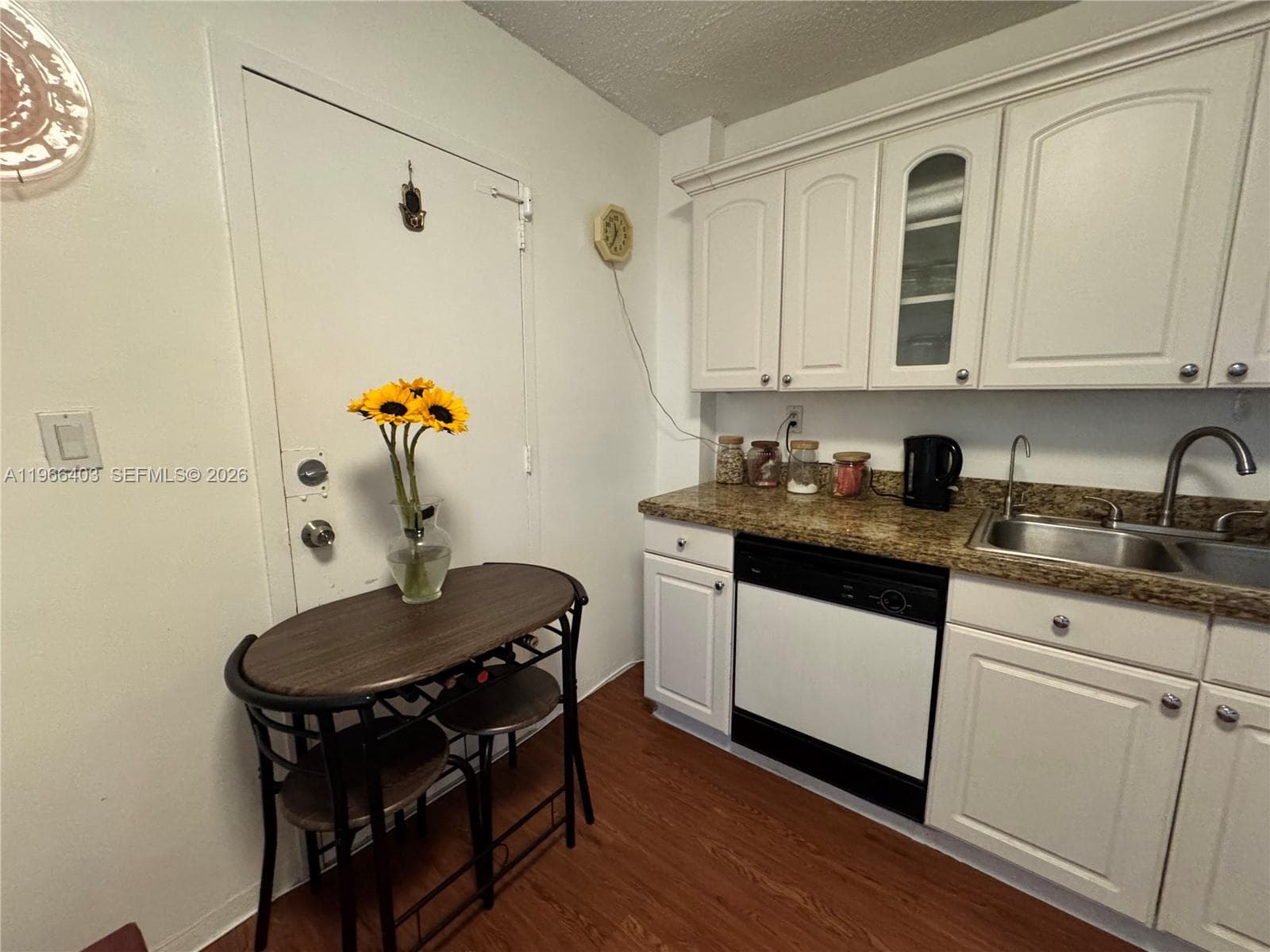1470 NE 125th Ter # 407, North Miami FL 33161 — 7