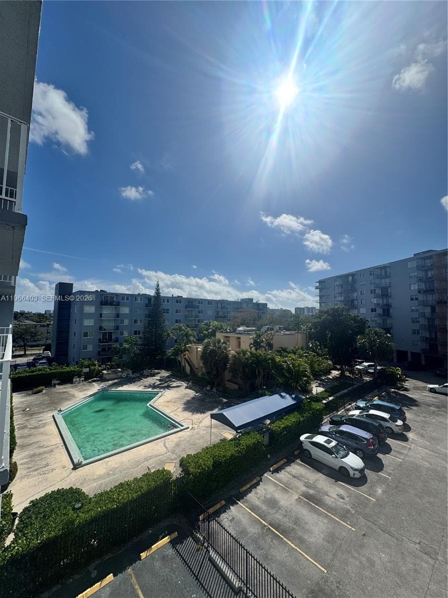 1470 NE 125th Ter # 407, North Miami FL 33161 — 1