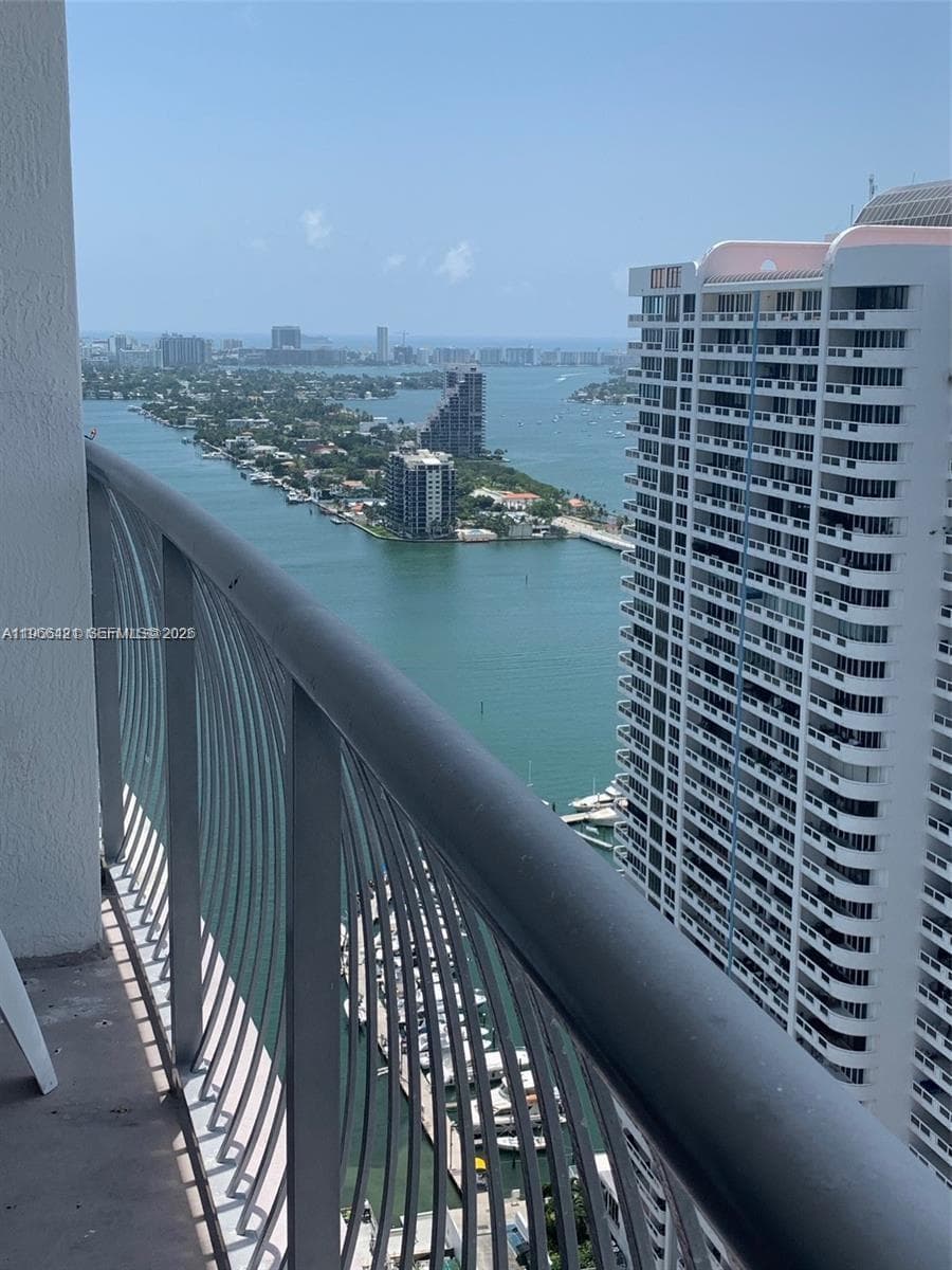 1750 N Bayshore Dr # 3808, Miami FL 33132 — 3