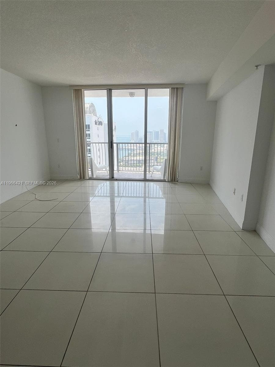 1750 N Bayshore Dr # 3808, Miami FL 33132 — 4