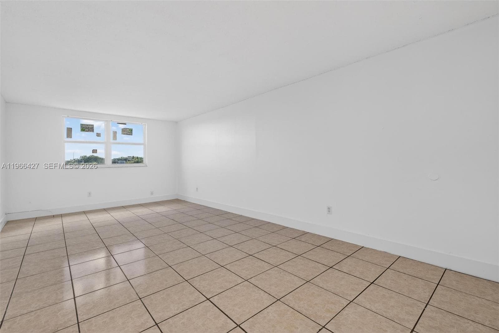 606 W 81st St # 302, Hialeah FL 33014 — 8