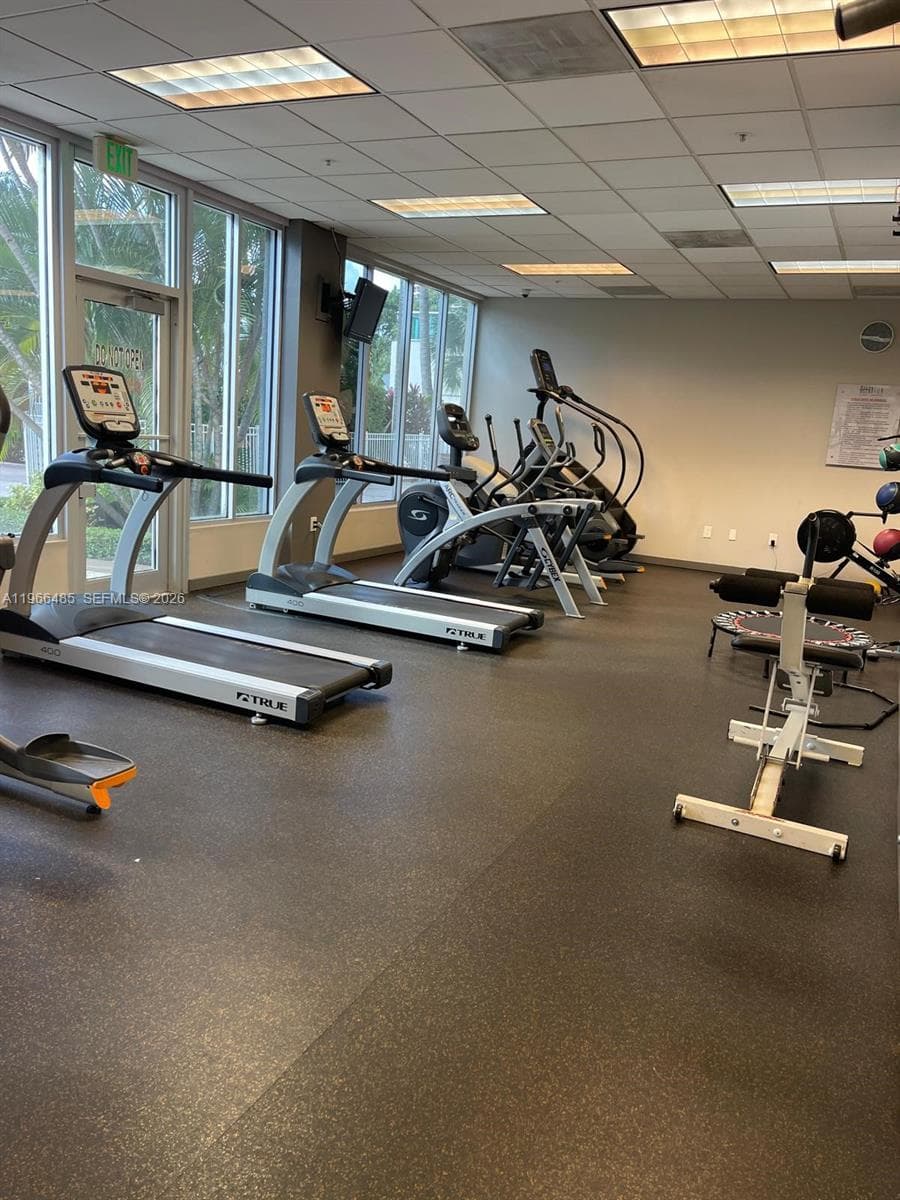 19390 Collins Ave # 123, Sunny Isles Beach FL 33160 — 16