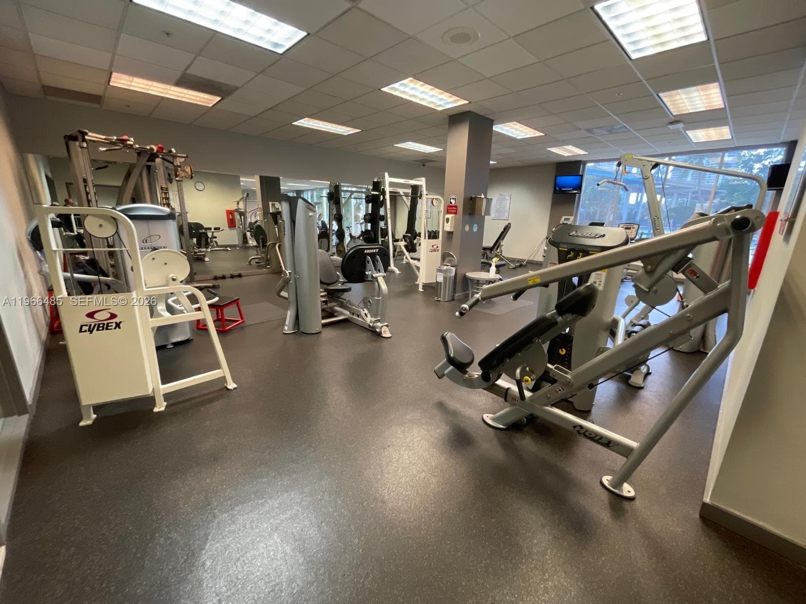 19390 Collins Ave # 123, Sunny Isles Beach FL 33160 — 18