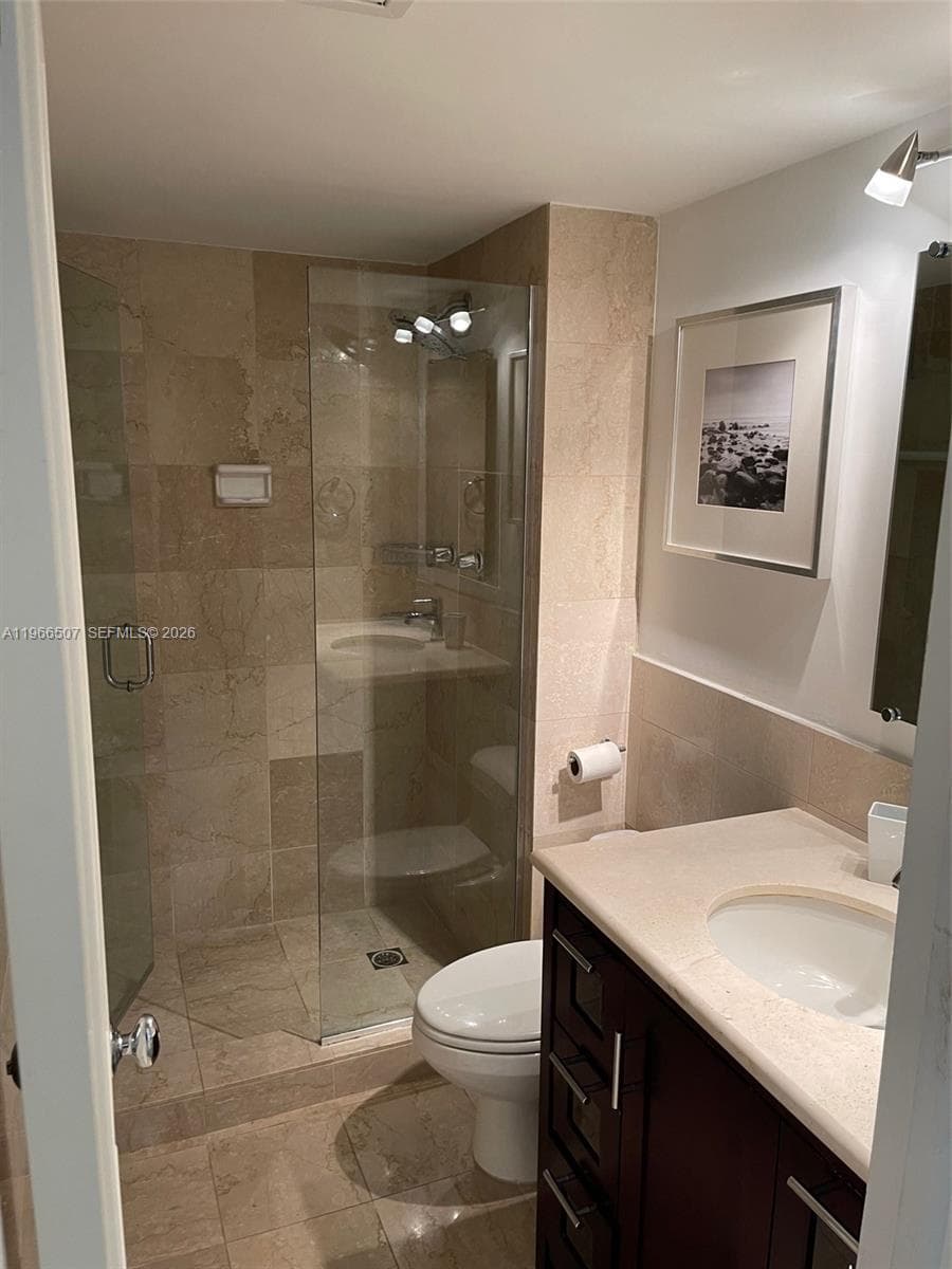 5555 Collins Ave # 7Z, Miami Beach FL 33140 — 7