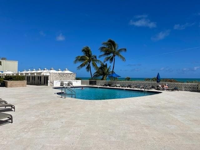 5555 Collins Ave # 7Z, Miami Beach FL 33140 — 8