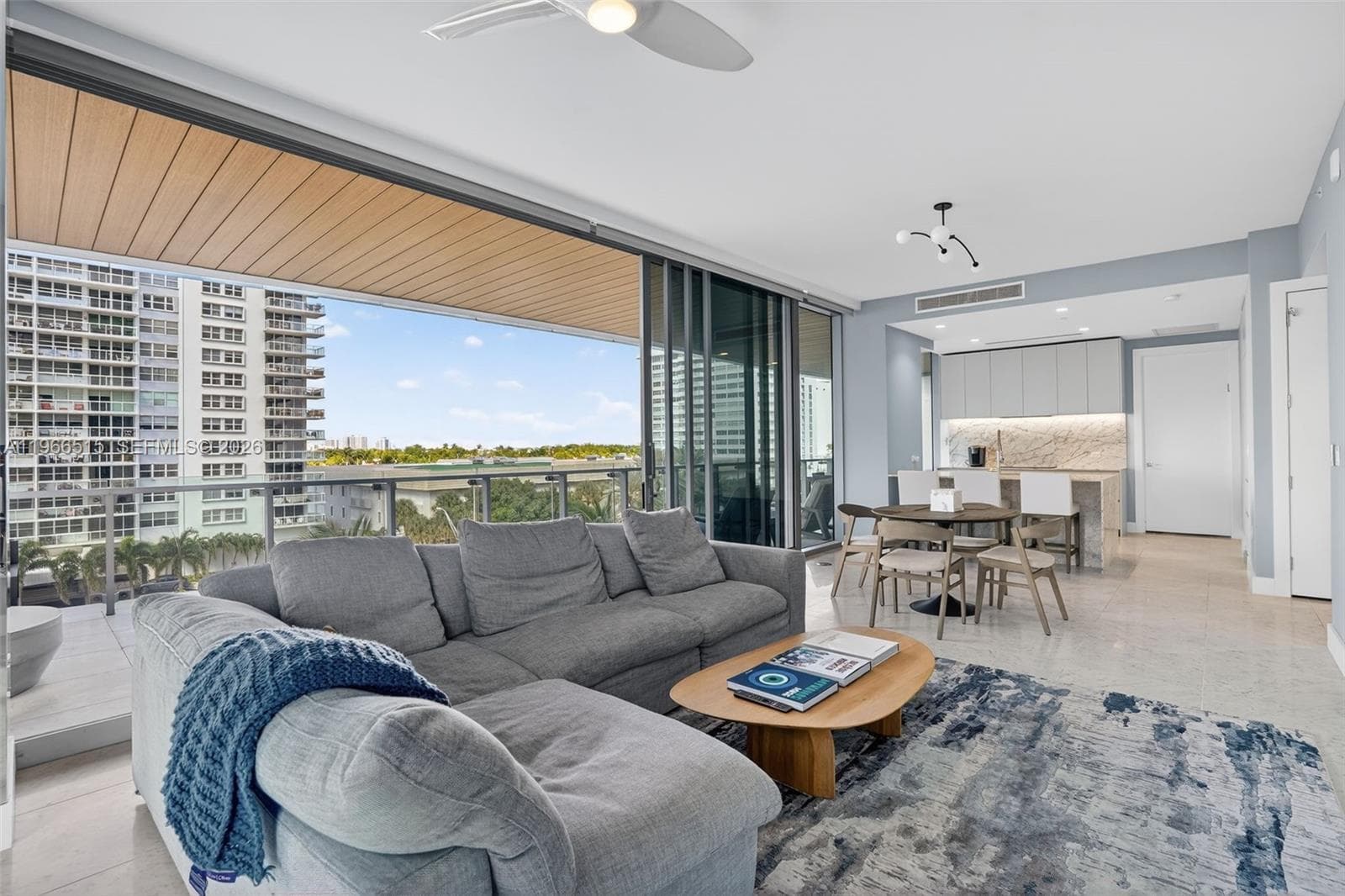 5775 Collins Ave # 506, Miami Beach FL 33140 — 2