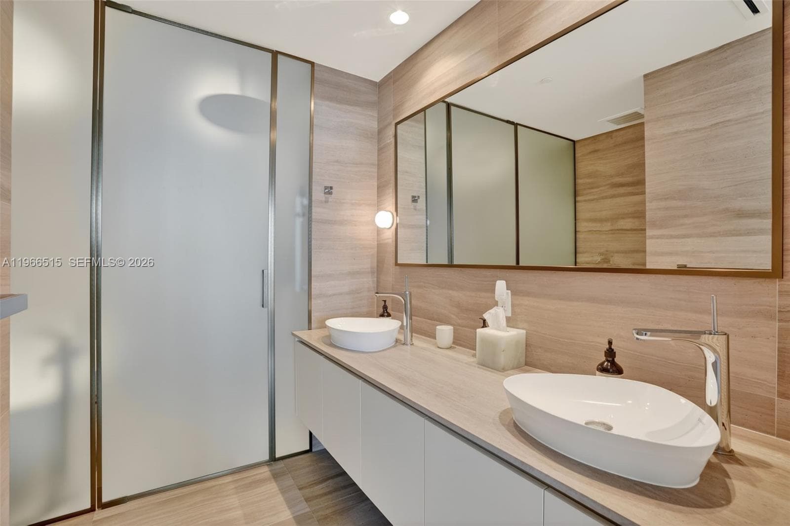 5775 Collins Ave # 506, Miami Beach FL 33140 — 19